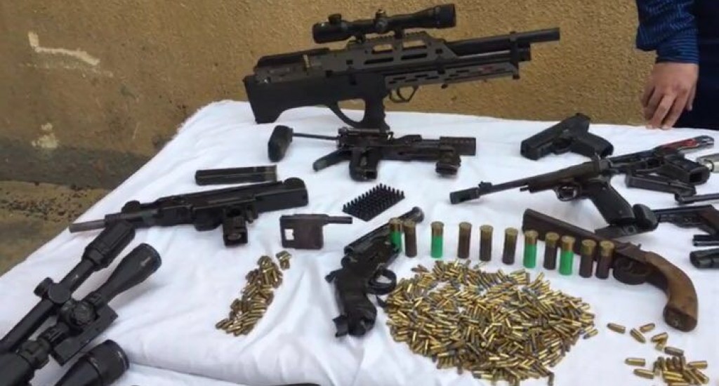 الاتجار بالأسلحة